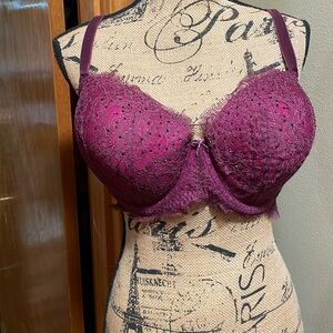 Victoria's Secret Burgundy Lace Beaded Underwire Bra Size 38DDD